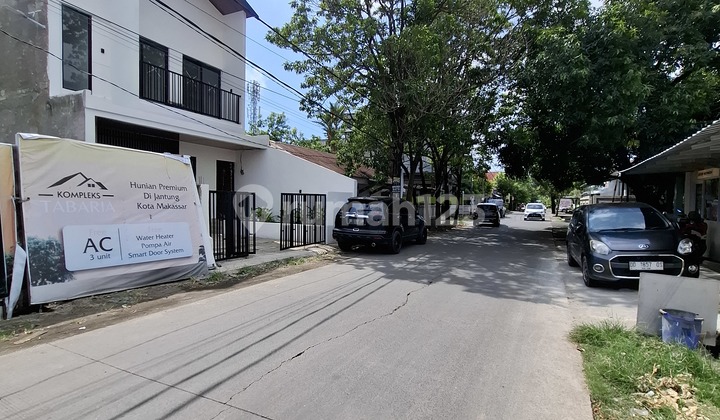 Rumah 2 Lantai Di Alaudin Mannuruki Makassar. 3+1 Kamar. 108m2. 2