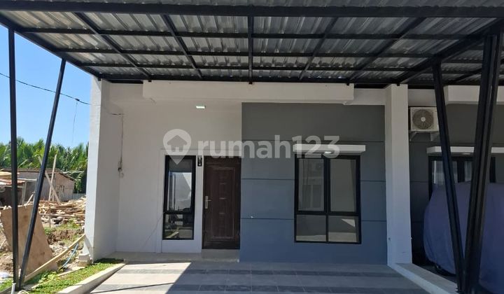 RUMAH 2 LANTAI DEKAT URIP & PETTARANI MAKASSAR. 4 KAMAR. UK 6x14. 2