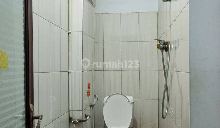 Rumah 2 Lantai Bagus Free Furnished Ac Lokasi Tengah Kota Btn Tabaria Sultan Alaudin Makassar 2