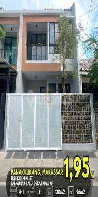 Rumah 2 Lantai Panakkukang Makassar. 4 Kamar Tidur. Ukuran 6x16 1