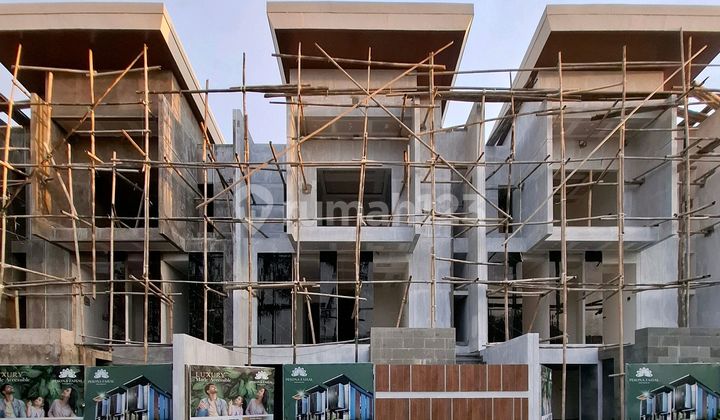 Rumah Mewah Jalan Pettarani. Tipe 230. 3 Lantai, 5 Kamar. 1
