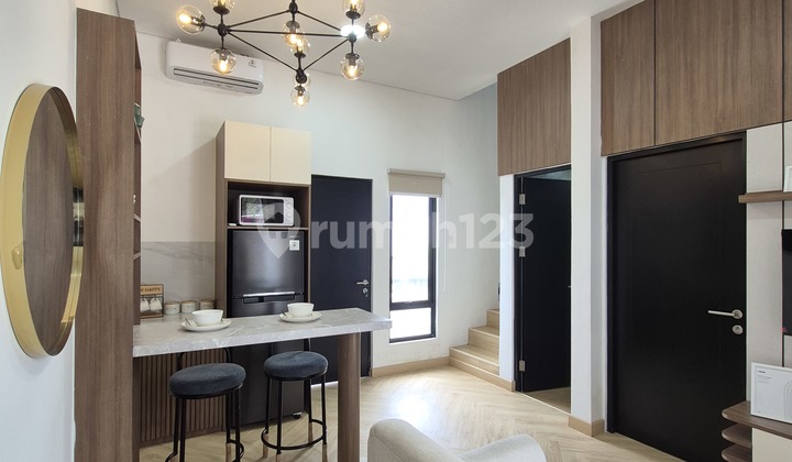 Rumah 2 Lantai Full Furnished Area Hertasning. 3 Kamar. Uk 7X14 2