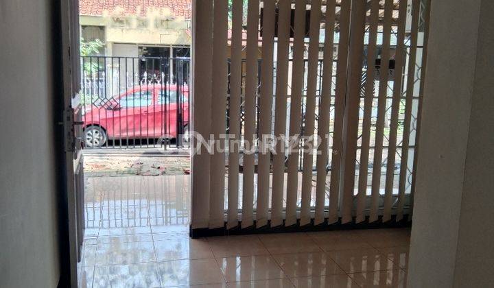 kan Rumah 1,5 Lantai Di Kompleks Sumbersari 1