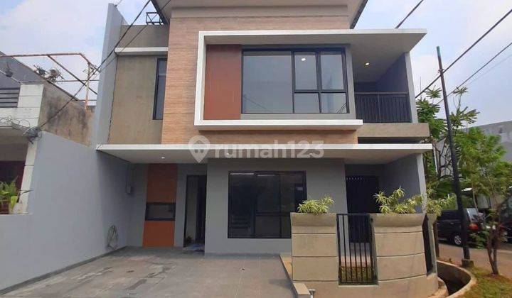 Rumah Baru Posisi Hoek Dalam Cluster Di Graha Raya Bintaro 1