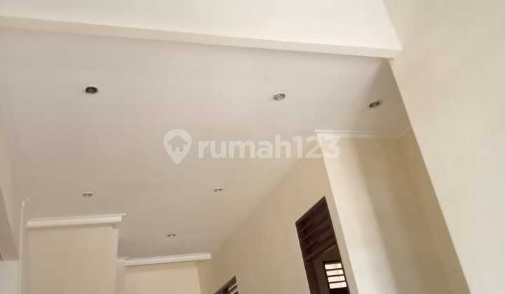 Rumah Sudah Renovasi Siap Huni Di Bintaro Sektor 2 4