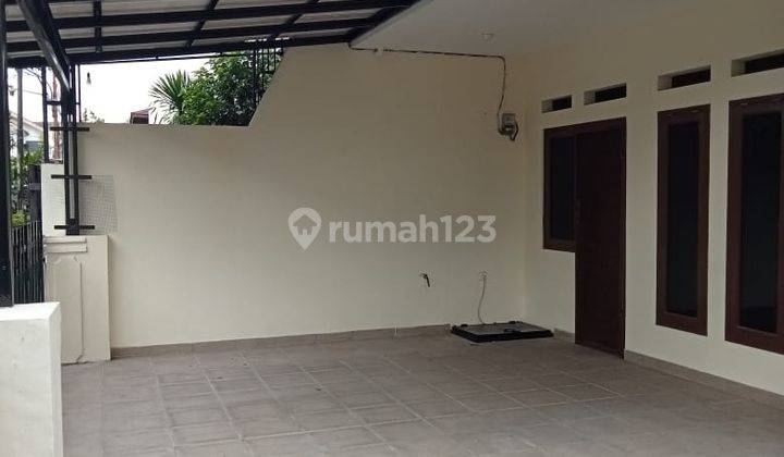 Rumah Sudah Renovasi Siap Huni Di Bintaro Sektor 2 7