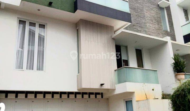 Rumah Minimalis.3 Lantai Di Pancoran Jakarta Selatan 1