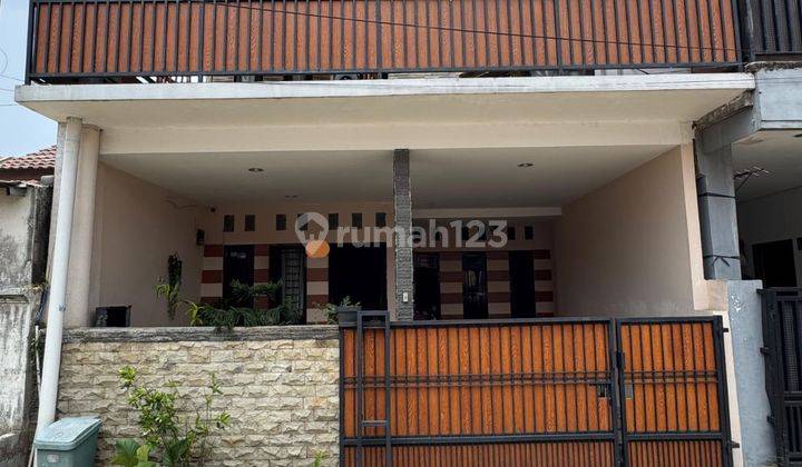 Rumah Terawat Siap Huni Desain Minimalis Di Ciputat Tangsel 1