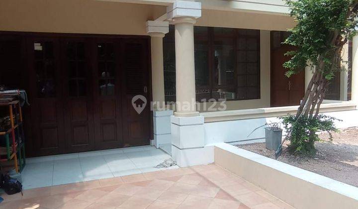 Rumah Hoek Lokasi Strategis Dengan Hall Acara Di Bintaro Sektor 9 1