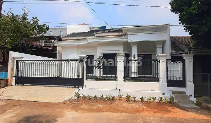 Brand New Luxury Modern Classic With Garden & Pool In Ciputat