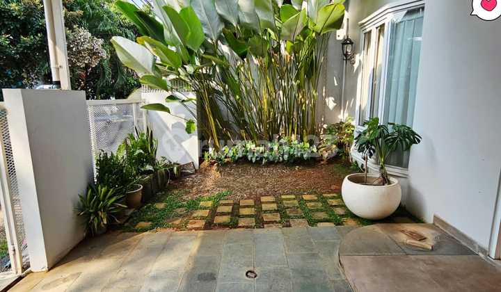 Ready to Occupy House Strategic Location in Bintaro Sector 3 2