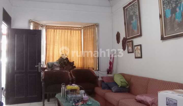 Rumah 1.5 Lantai Lokasi Strategis Dekat Stasiun Krl Pondok Ranji Rumah 1.5 Lantai Lokasi Strategis Dekat Stasiun Krl Pondok Ranji