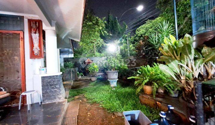 Rumah Strategis Ideal Untuk Tempat Usaha Bintaro Sektor 9 2