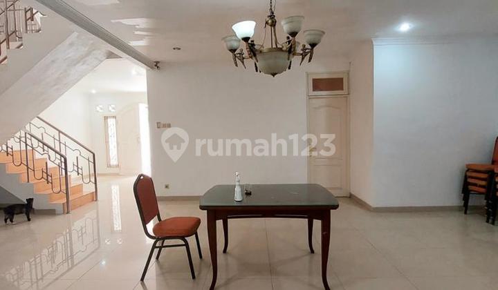 Beautiful 3-Story House Renovated in Sector 9 Bintaro 2
