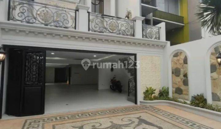 Rumah Baru Classic Eropa Lokasi Strategis Di Mampang Jaksel 1