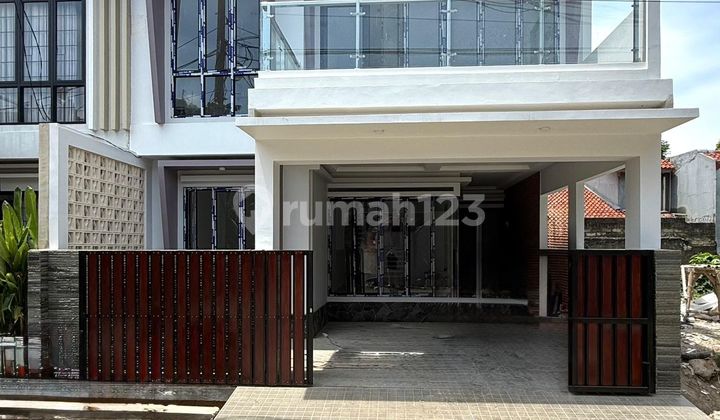 New 2.5 Story House Near Krl Station Jurangmangu Tangsel 2