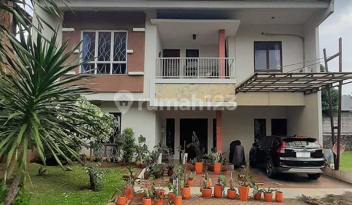 Modern Minimalis House With Garden In Bintaro Sector 9 Modern Minimalis House With Garden In Bintaro Sector 9