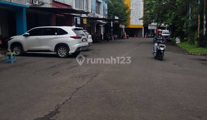 Ruko 2 Lantai Siap Pakai Di Pusat Pertokoan Bintaro Sektor 9 2