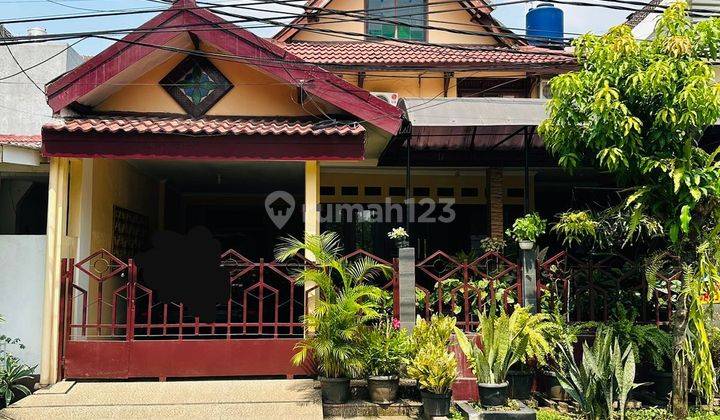 Rumah Lama Terawat Siap Huni Di Bintaro Sektor 3 1