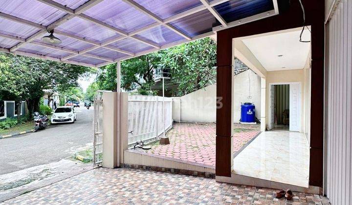 Rumah Siap Huni Dengan Row Jalan Lebar Di Sektor 5 Bintaro 2