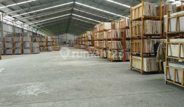 Dijual Gudang Dua Unit di Jalan Raya Rangkas Bitung Kecamatan Cikande, Kabupaten Serang, Propinsi Banten