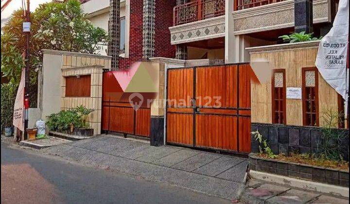 Dijual Rumah Baru, Private Town House Eksklusif Di Kelurahan Pejaten Kecamatan Pasar Minggu, Kota  Jakarta Selatan, Daerah Khusus Jakarta 1