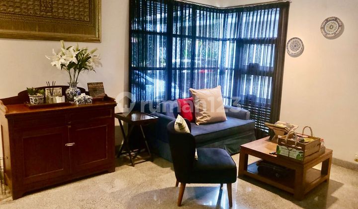 Dijual Rumah Tipe Villa, Furnished, Swimming Pool, Model Villa, Di Kecamatan Ciputat, Kota Tangerang Selatan, Propinsi Banten 2