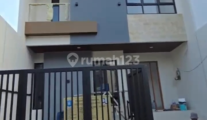 Dijual Rumah Baru Estimasi Finished Nov 2025, Taman Villa Meruya, Kec. Kembangan, Kota Jakarta Barat