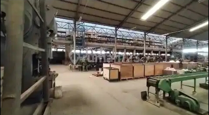 For Rent: Ex-Factory Warehouse in Curug, Tangerang Regency, Banten Province For Rent: Ex-Factory Warehouse in Curug, Tangerang Regency, Banten Province