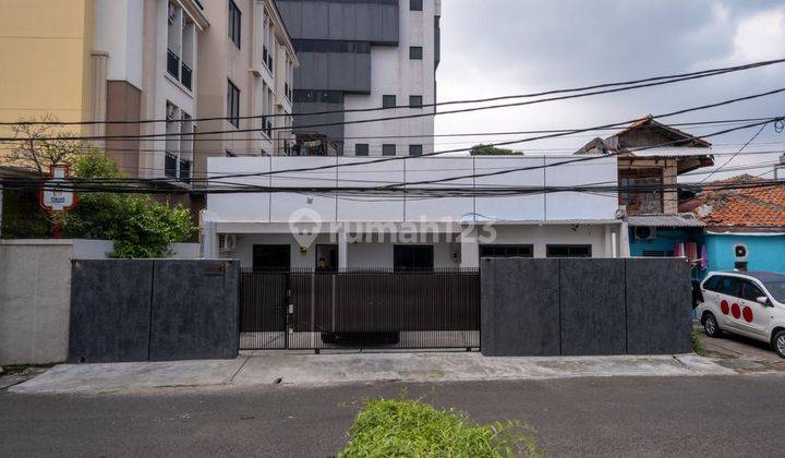 Dijual Cepat Rumah Kost Eksekutif Hitung Harga Tanah  Di Kecamatan Mampang Prapatan, Kota Jakarta Selatan, Daerah Khusus Jakarta 1