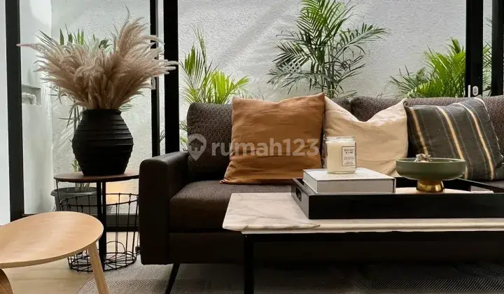 Rumah Cantik Smart Home Full Furnished di Kota Baru Parahyangan Padalarang Bandung 2