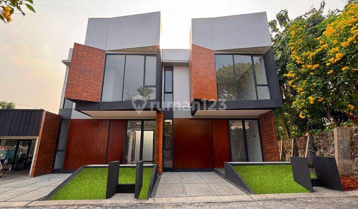 Rumah Modern Tropis 2 Lantai di Pondok Ranji 2