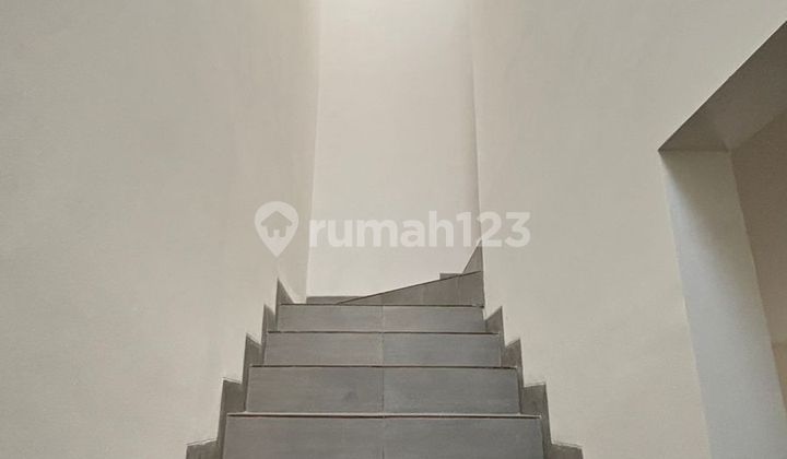 Rumah 2 Lantai 700Jtan Deket Mall dan Tol Green One Residence 2