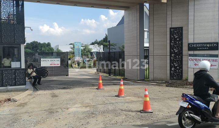 Rumah 2 Lanti 900 Meter ke Bintaro Plaza Rumah 2 Lanti 900 Meter ke Bintaro Plaza
