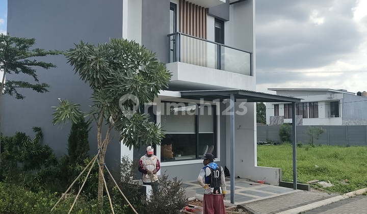 Rumah 2 Lanti 900 Meter ke Bintaro Plaza Rumah 2 Lanti 900 Meter ke Bintaro Plaza