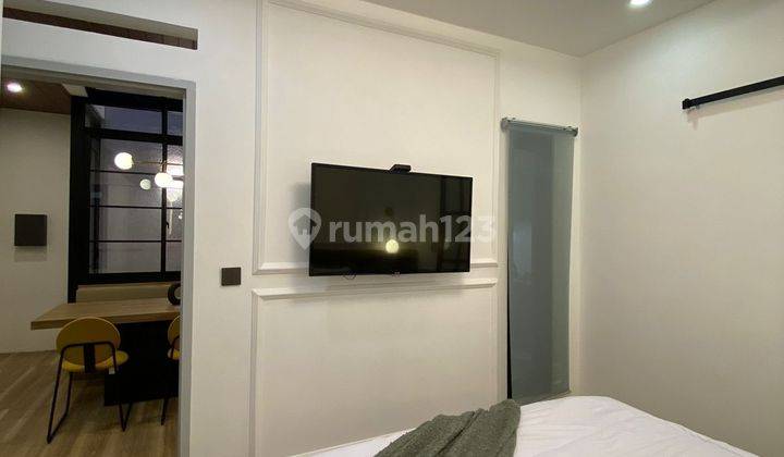 Dijual rumah diKotabaru parahyangan tinggal bawa koper saja lingkungan nyaman dan udara masih sejuk 1,5 Lantai 2