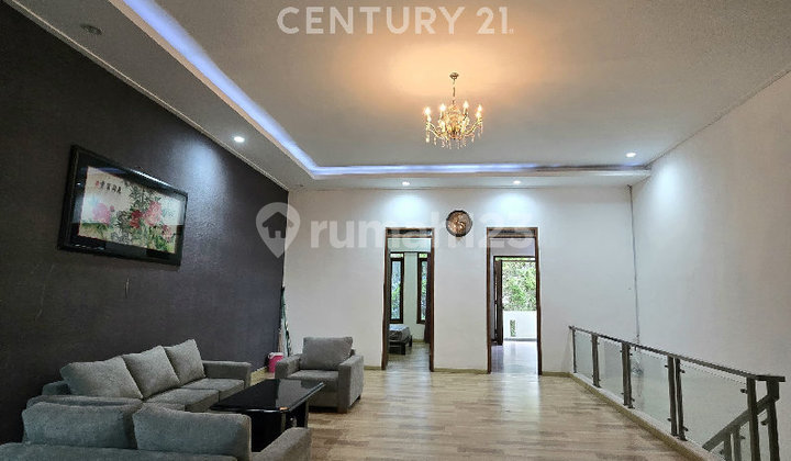 Fully Furnished House with Mini Theater in Setiabudhi Wing, Bandung 1