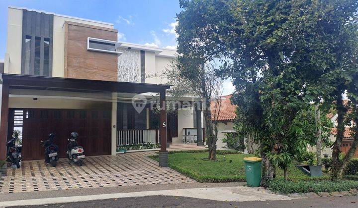 Rumah Berkonsep Villa Dengan View Kota Bandung Siap Huno Tinggal Bawa Koper Fiull Furnised 2