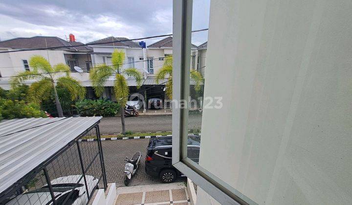 Dijual Rumah Dua Lantai Dekat Tol Serta Pasar Di Bandung 2