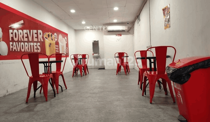 Strategic Office House on Sukaraja Main Road Cimahi 2