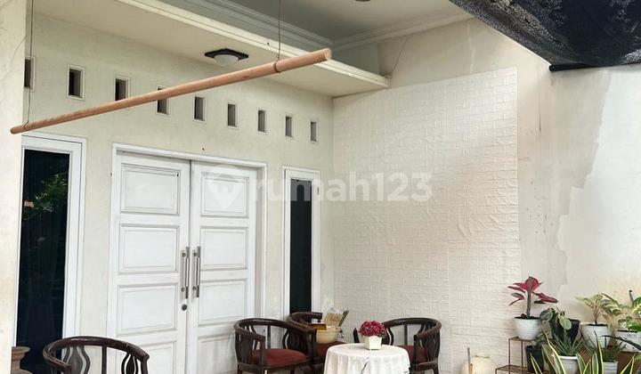 Dijual Cepat Rumah Joglo Kembangan Jakarta Barat