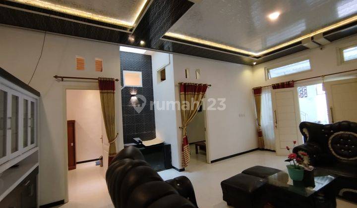 Rumah kost exlusif plus perabot plus rumah induk 2