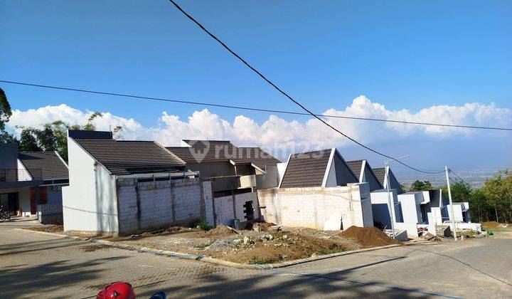 Rumah Villa 300 Jt An Kota Wisata Batu 2