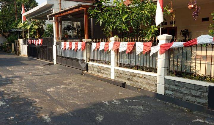 Jual tanah bagus, Tanah siap bangun, SHM, strategis, luas 220 m (11x21), dalam Komplek BPK  Pasir Kuda Bogor, 1 menit ke jalan Raya, 2 km ke Stasiun kereta, 3 km ke Tol Jagorawi,  lokasi aman dan bersih, air  PDAM dan listrik 2200, hanya 6 rumah, eksklusi 6