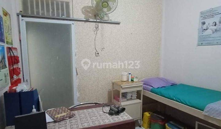Di jual nego, Klinik luas 2200 mt, SHM, izin lengkap, ambulance (Umum, persalinan, khitan, Gigi / BPJS) dan ruang usaha lainnya, ruang perkantoran, rumah pintu ada 12, ruang utk istirahat dokter, halaman luas, ada rumah induk, garasi mobil lega, pinggir j 3