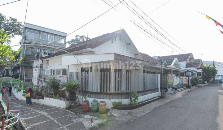 Rumah Klasik Tengah Kota Area Jalan Kawi Klojen Malang 1