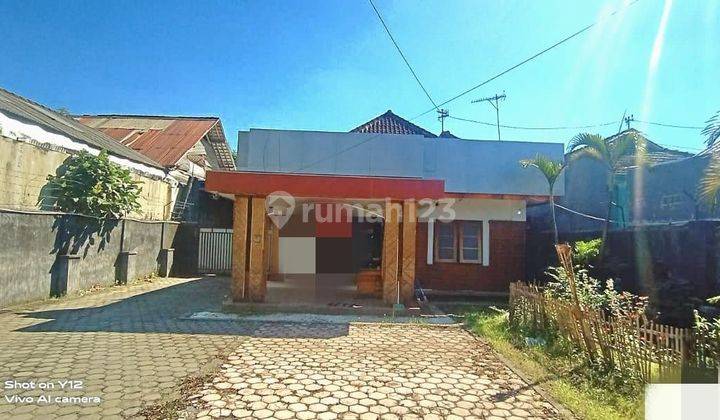 Rumah Besar Pinggir Jalan Provinsi di Wlingi, Blitar 2