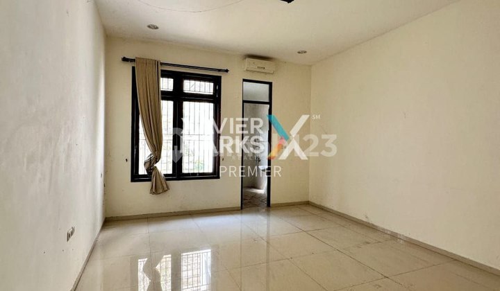 Luxury House Near Ijen Boulevard on Jl Gunung-Gunung Malang 2