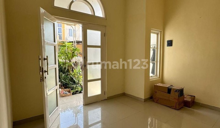 2-Story Well-Maintained House on Ikan-Ikan Street, Malang 2