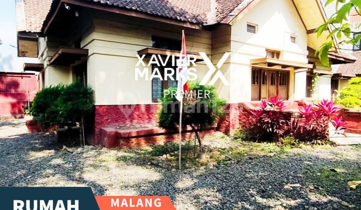 Rumah Hook Pusat Kota Daerah Ijen Boulevard Malang